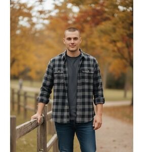 Field & Stream Plaid Flannel Shirt Buffalo Check Outdoor Workwear Cabin size S